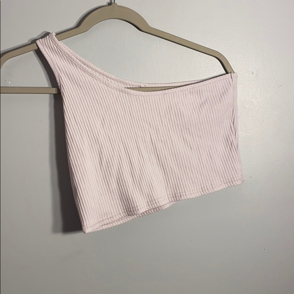 One shoulder crop top